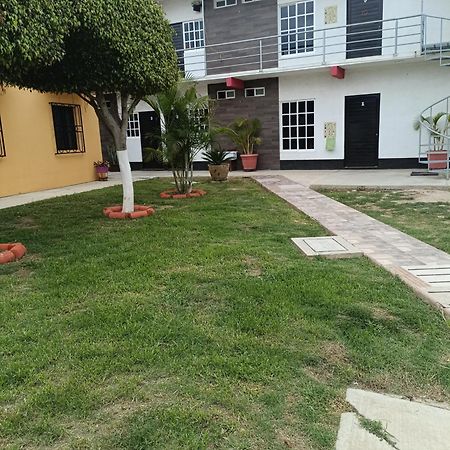 Casa Alebrijes Hotel San Agustin de las Juntas Bagian luar foto